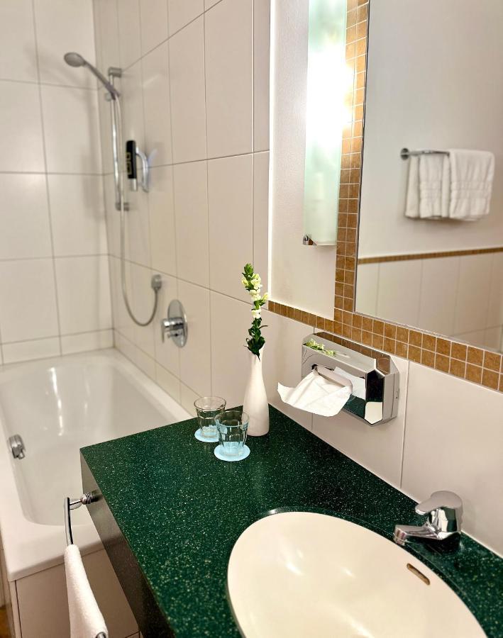 Landhotel Stegersbach Bagian luar foto